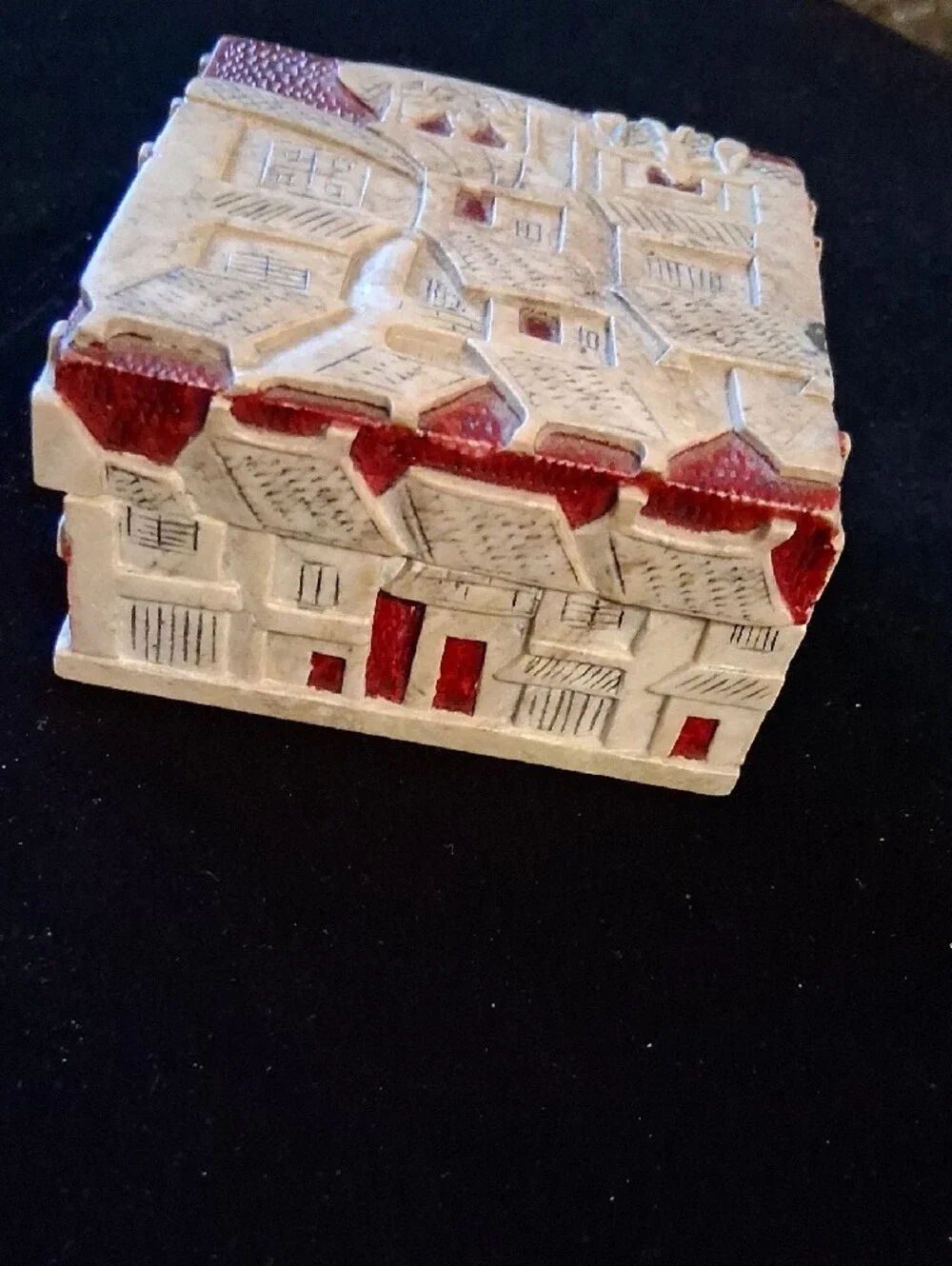 Vintage Handcarved Vietnamese Soapstone Trinket Box